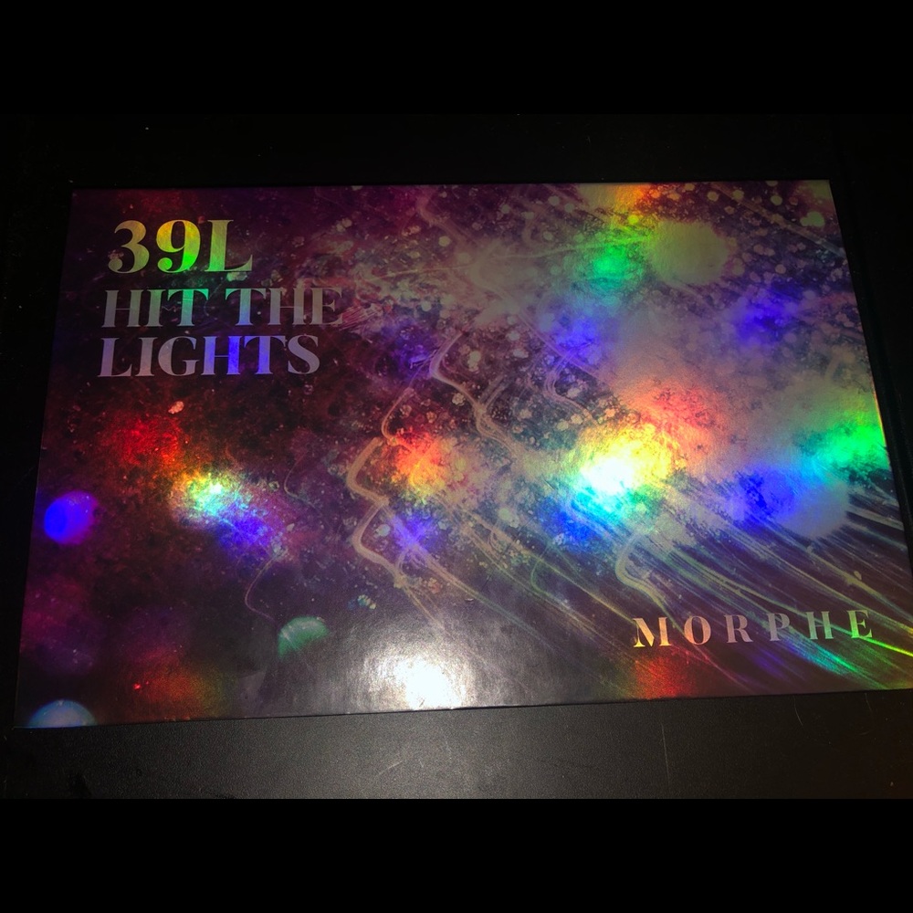 Morphe 39L “Hit the Lights” palette